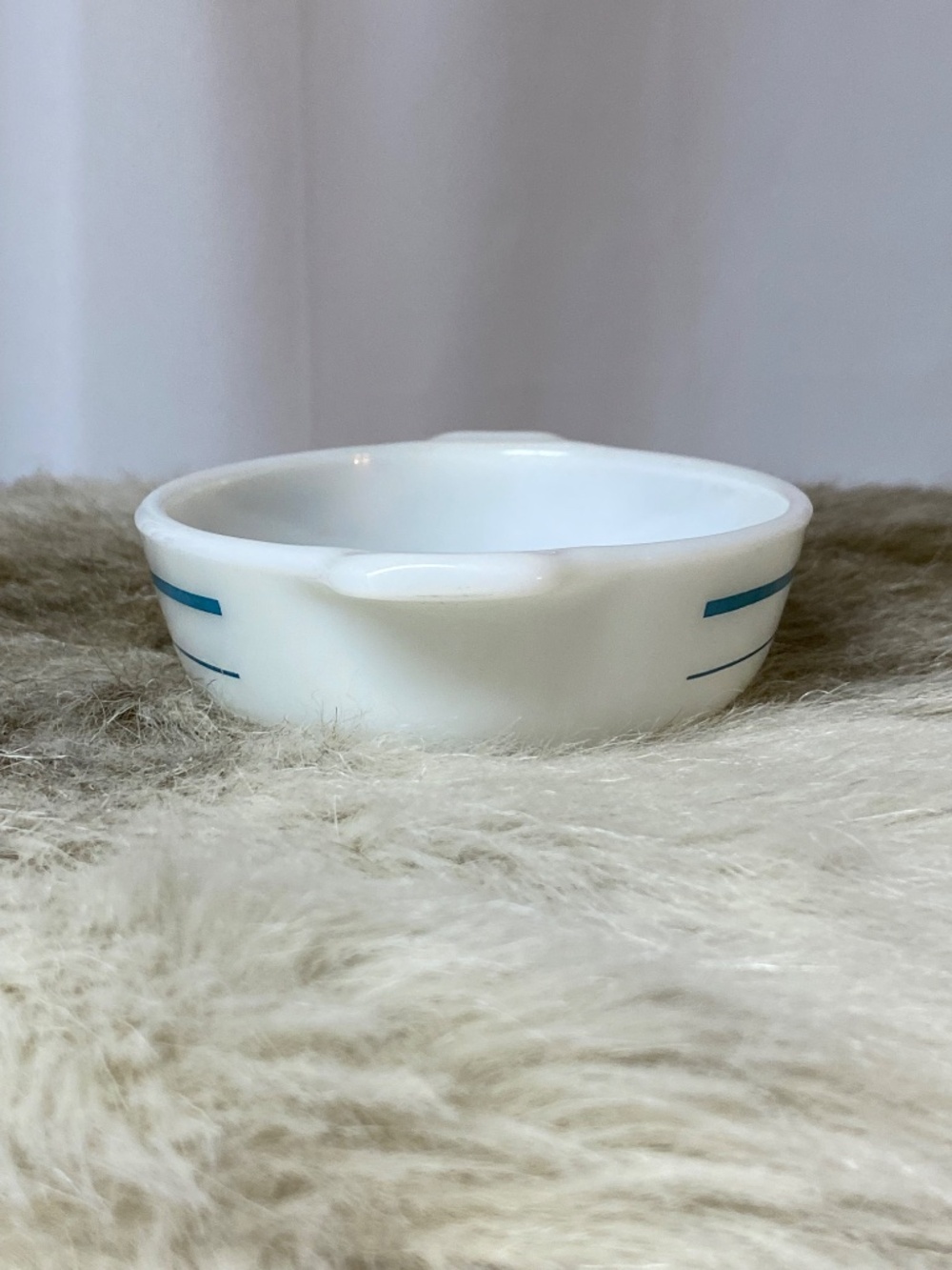 Vintage Pyrex Tableware 700 pixie - Picture 2 of 6